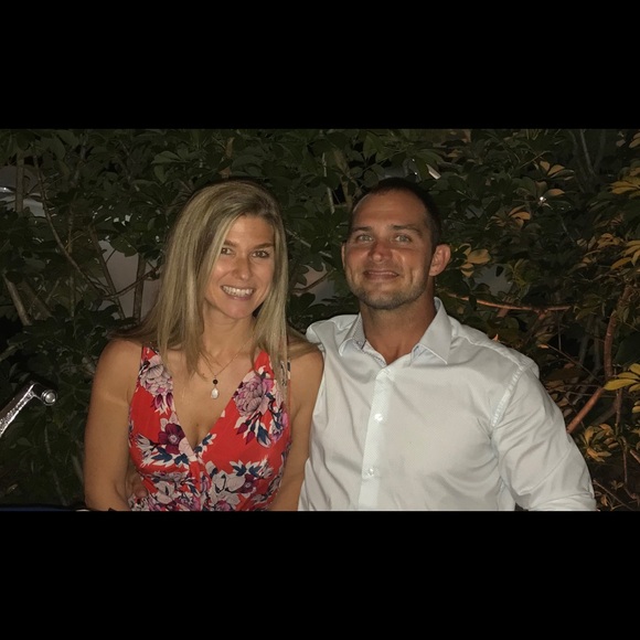 Meet your Posher, Kristen - Picture 3 of 3